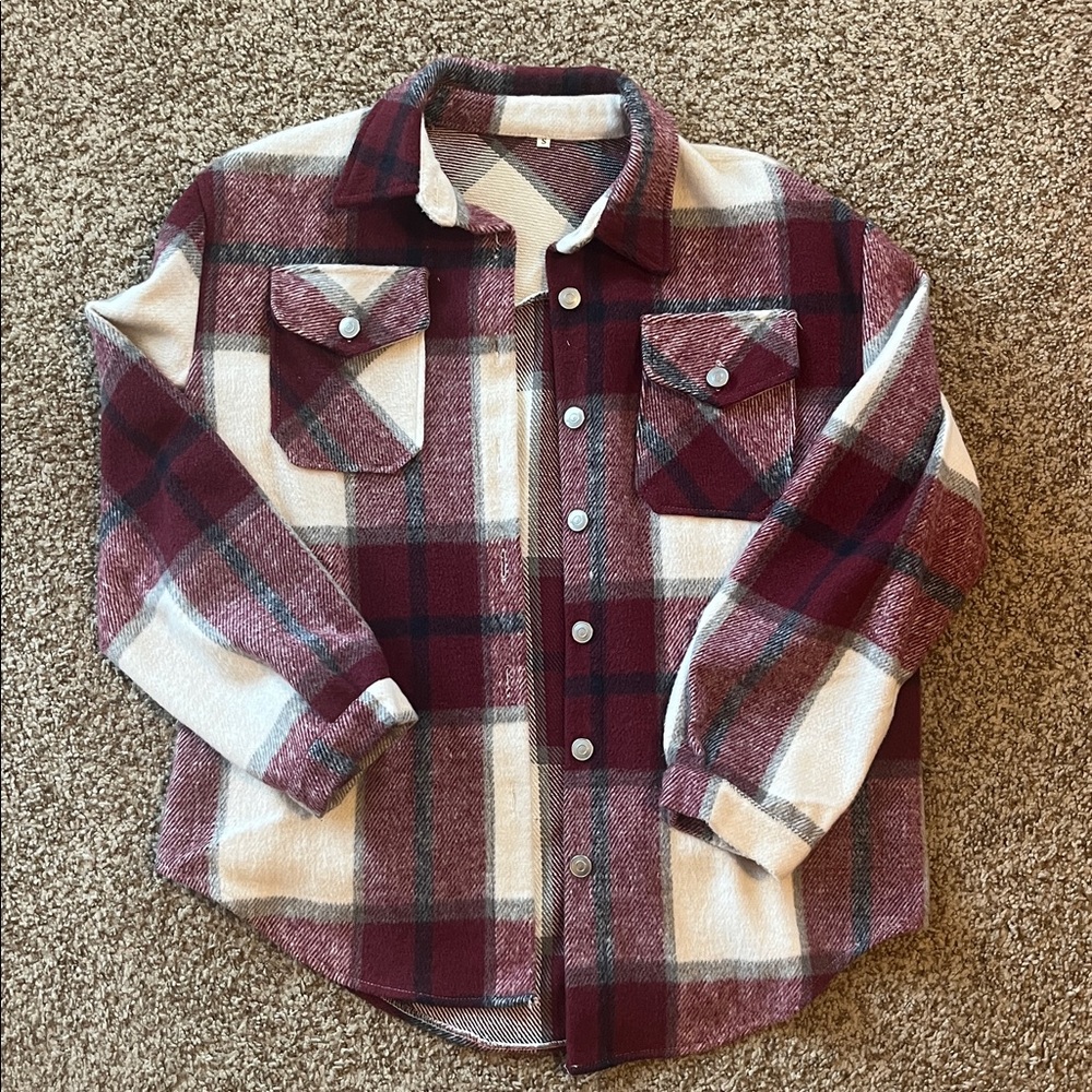 Plaid Burgundy and Cream Shacket.  Sz small